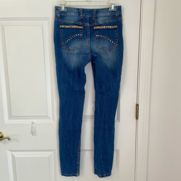 Cache Jeans - Picture 2 of 7